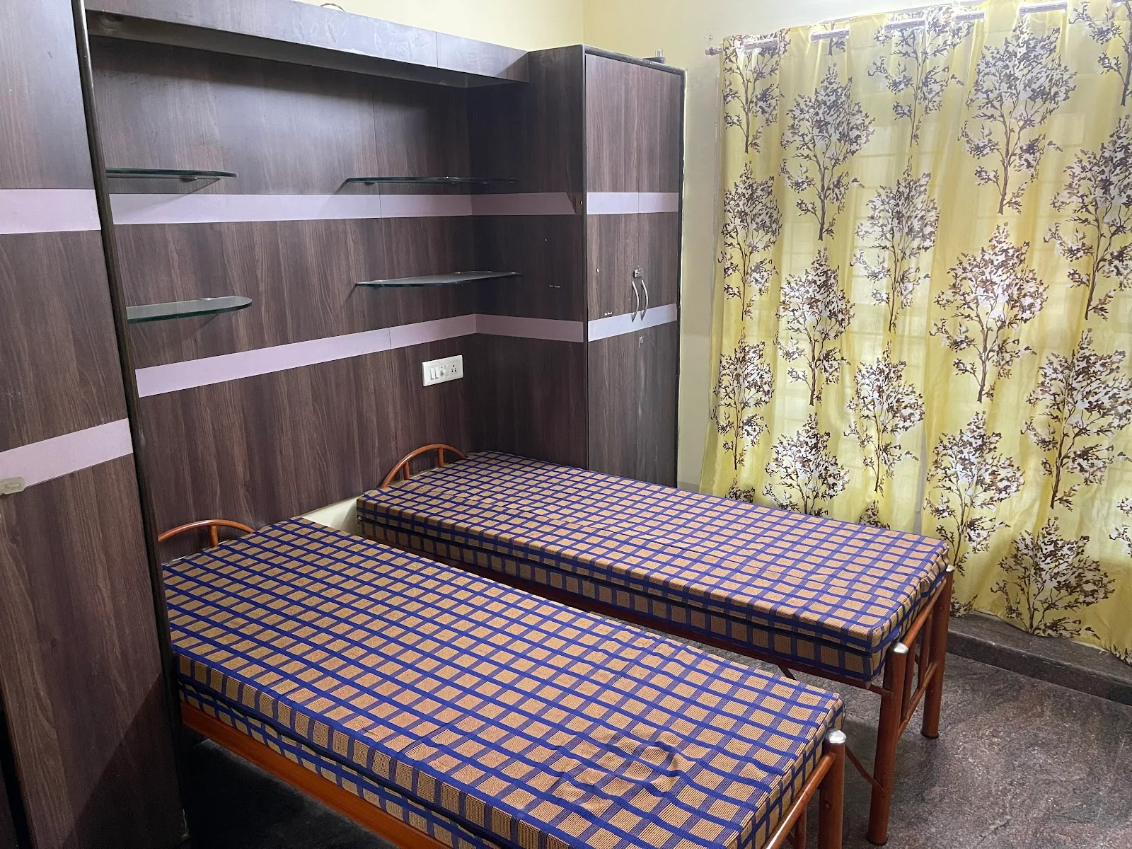 Sky Homes PG (Girls Pg)