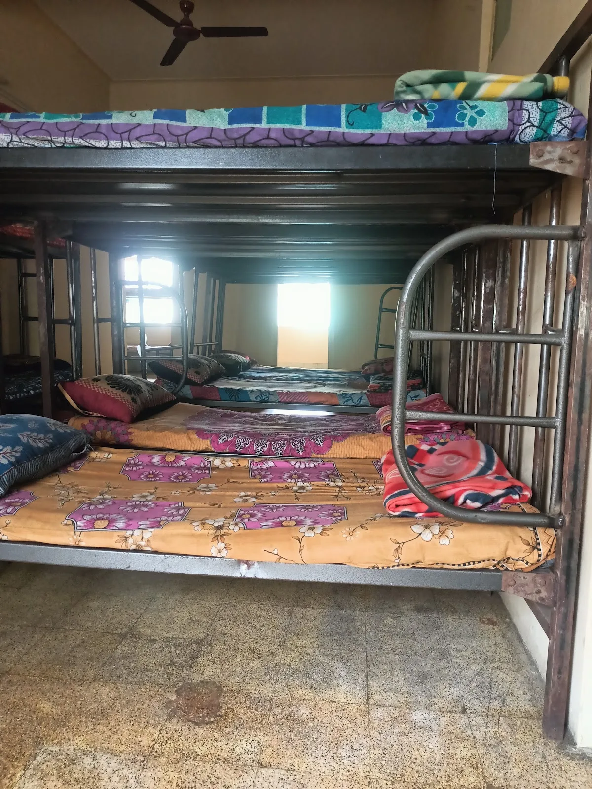 Day nulm urbar homeless shelter binnimill shelter 2