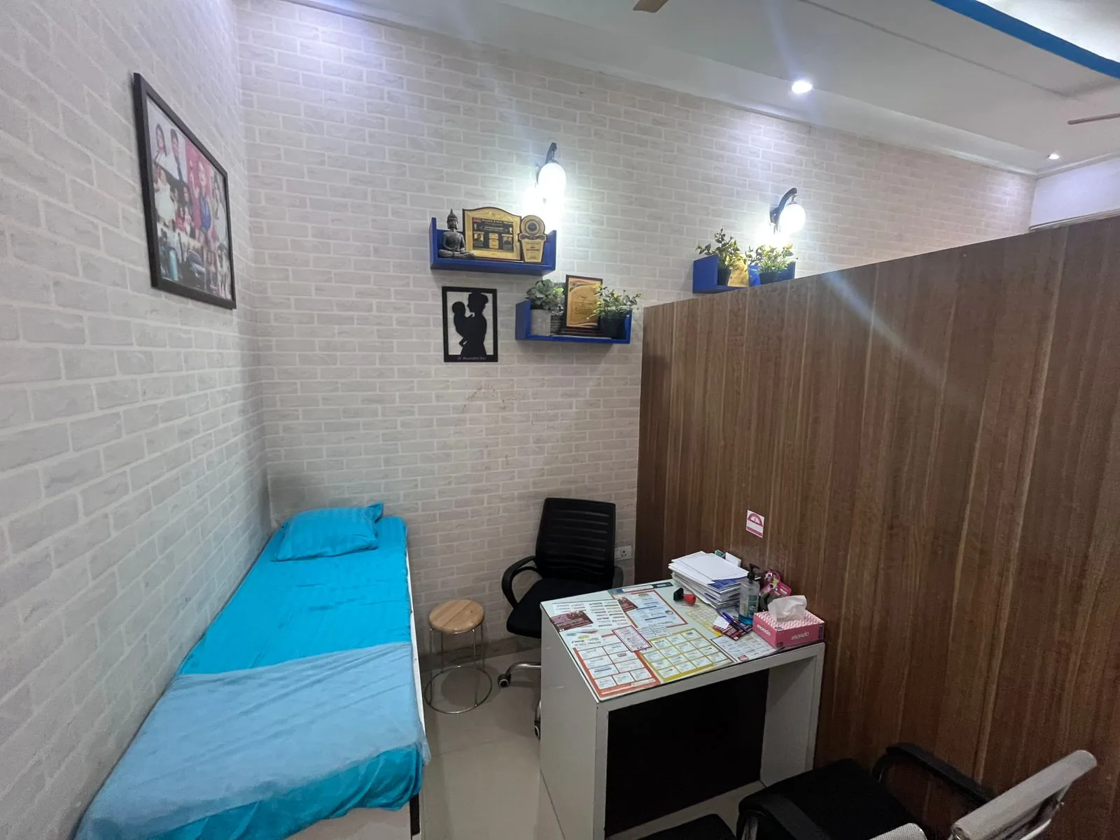Home Visit Physiotherapy Delhi – Pain Relief Experts