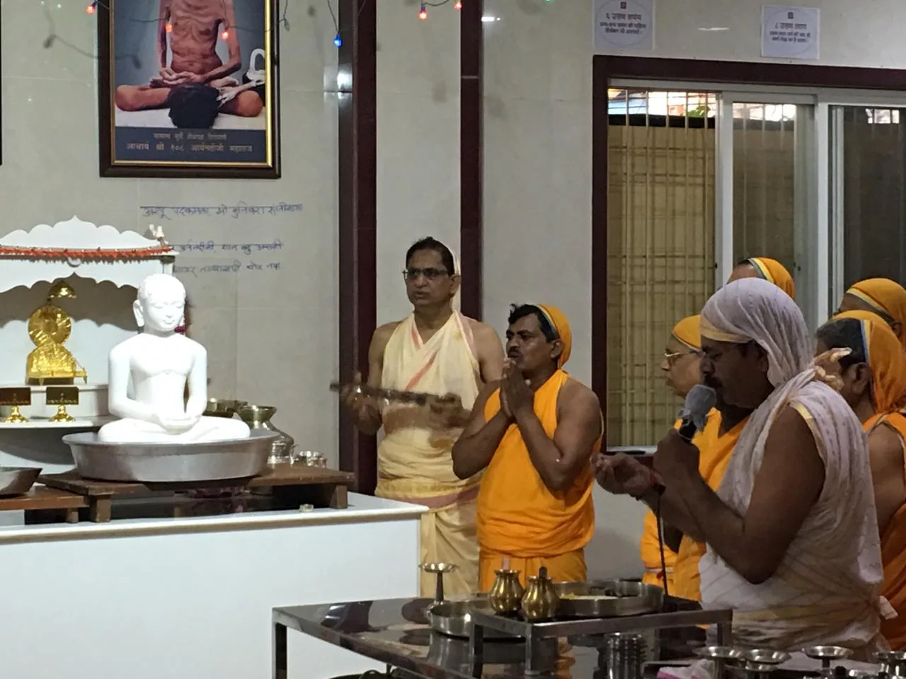 Shree 1008 ChandraPrabh Swami Digambar Jain Mandir, Thane Pashchim