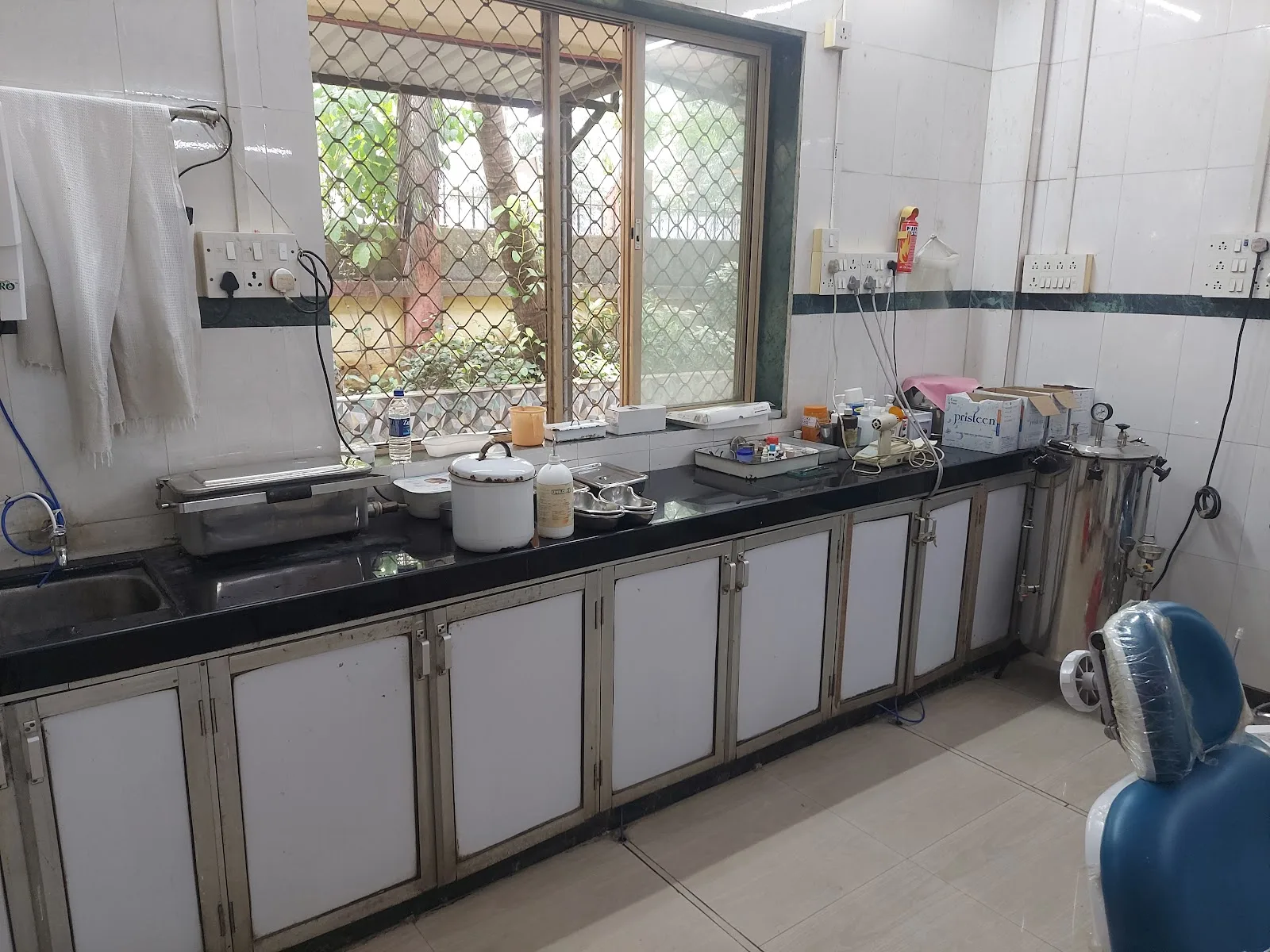 Urban Health and Training Centre, Bandra East.