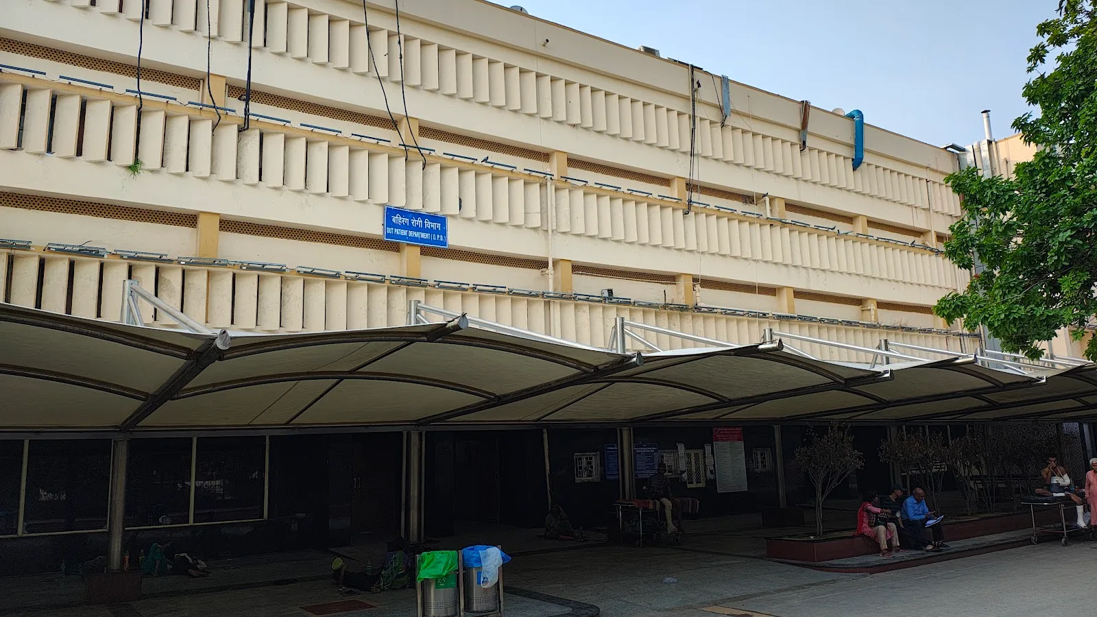 RML OPD Building
