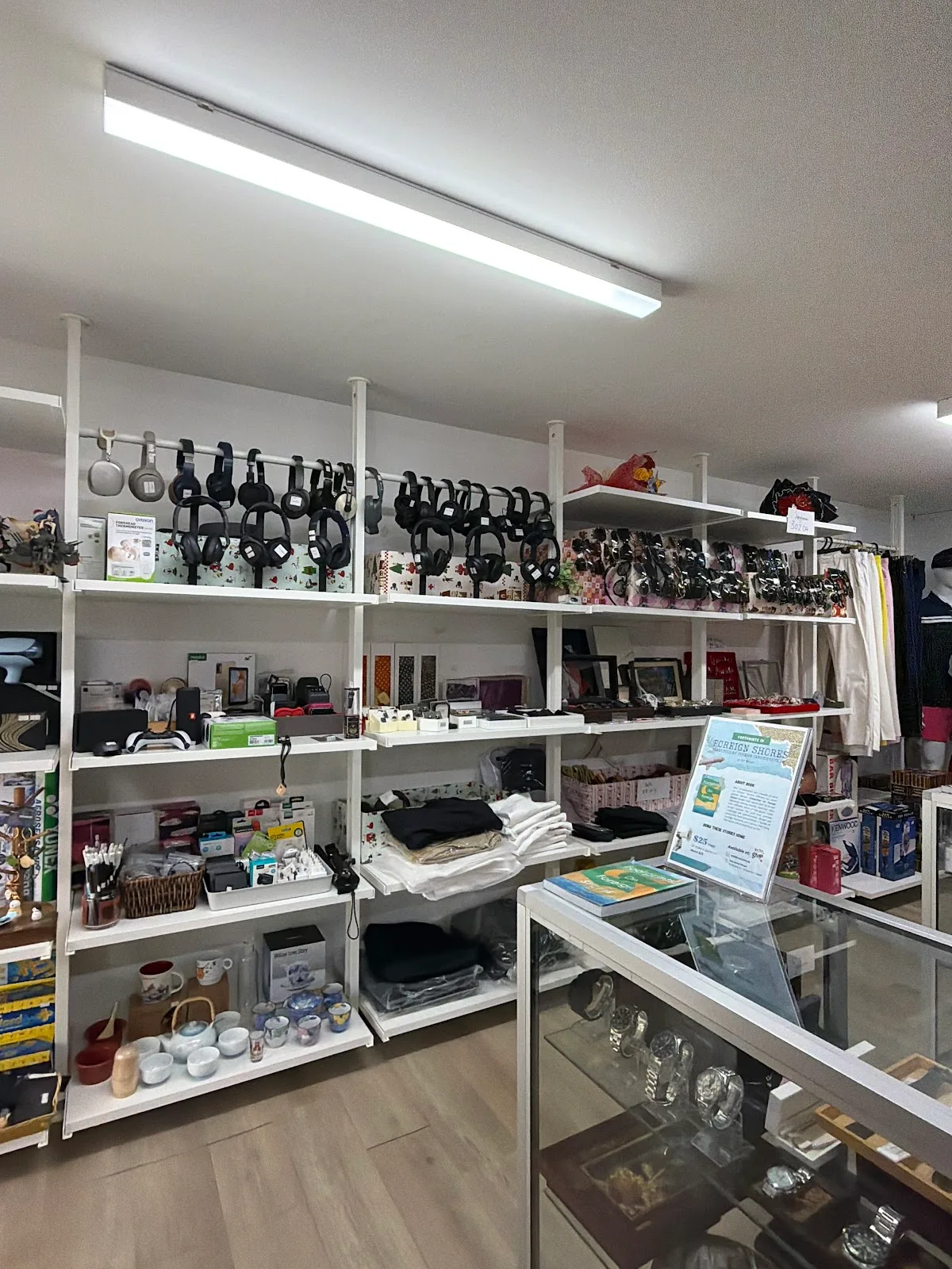 Red Cross Shop (RCH)