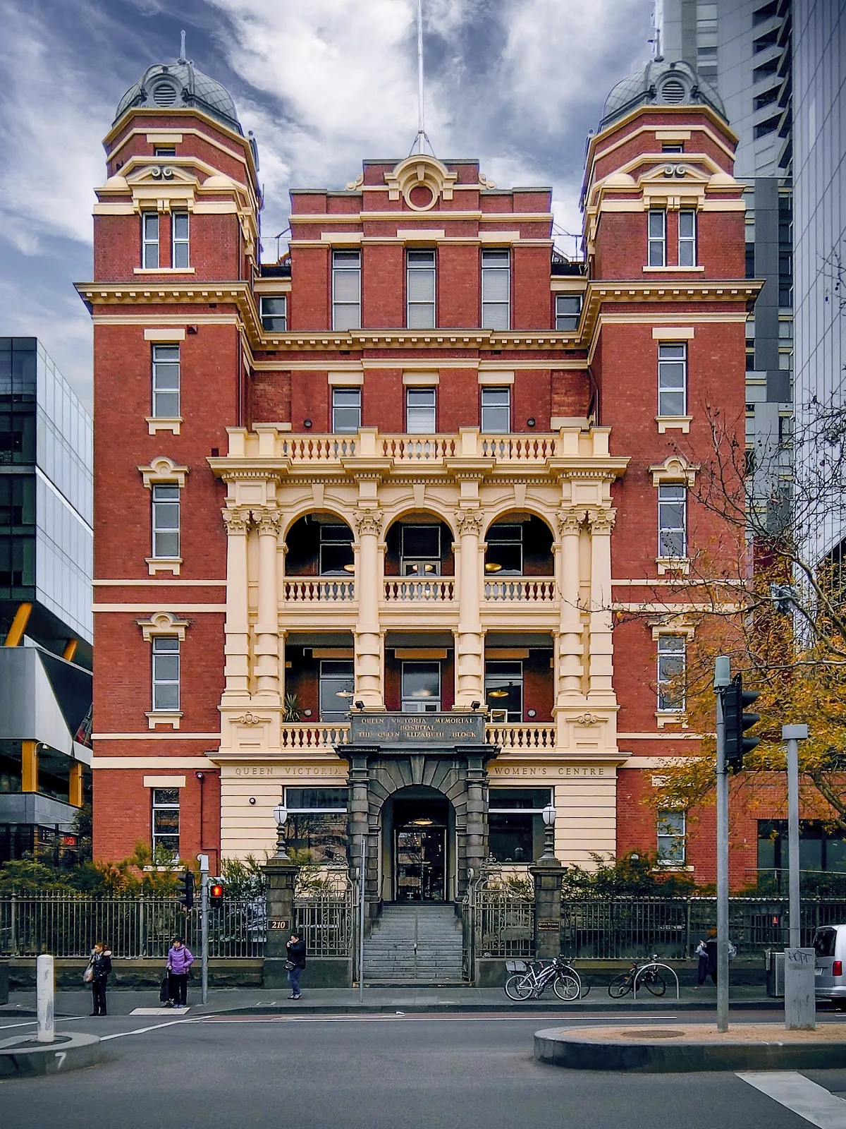 Queen Victoria Women's Centre