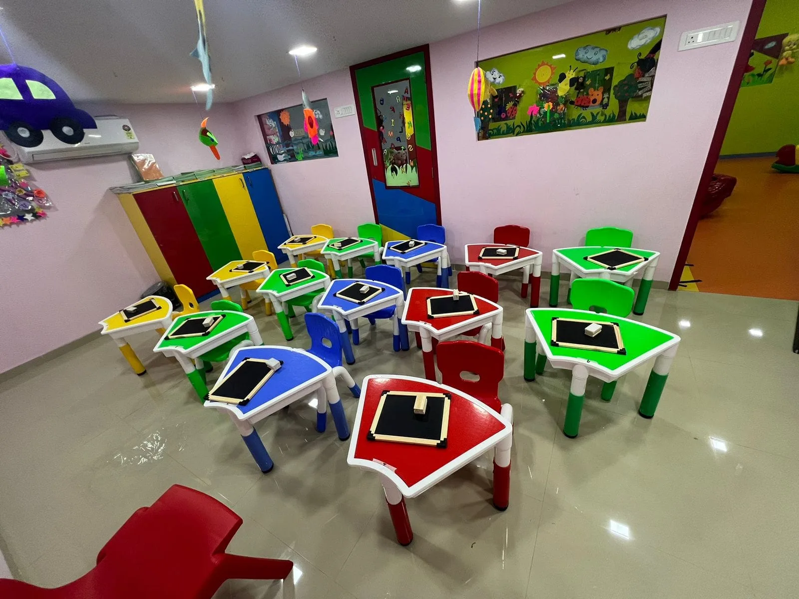 Makoons Play School Majiwada