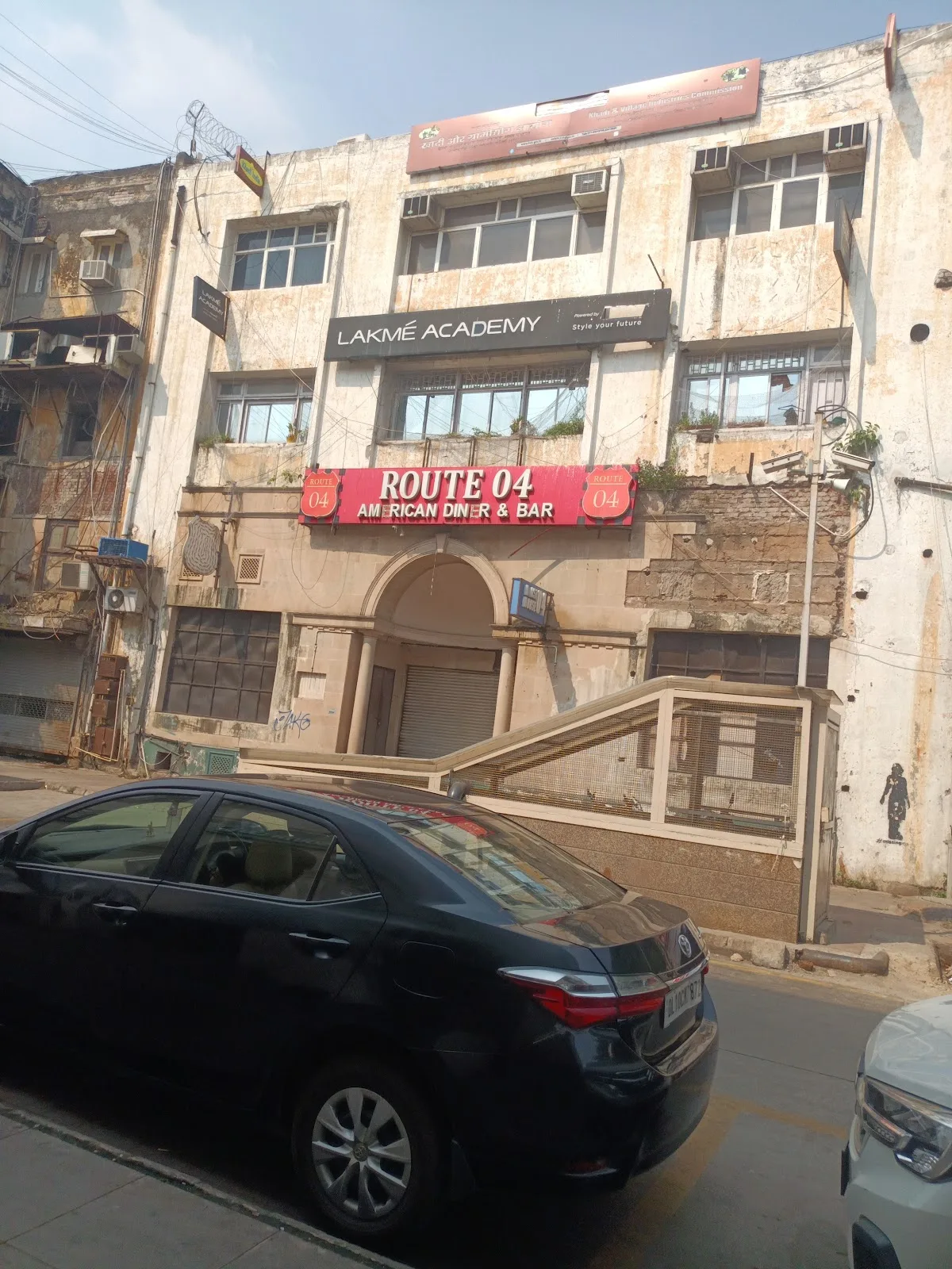 Lakmé Academy Connaught Place Powered By Aptech