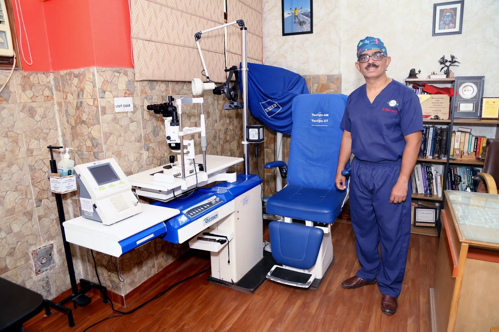 i Care Centre Eye Hospital in South Delhi
