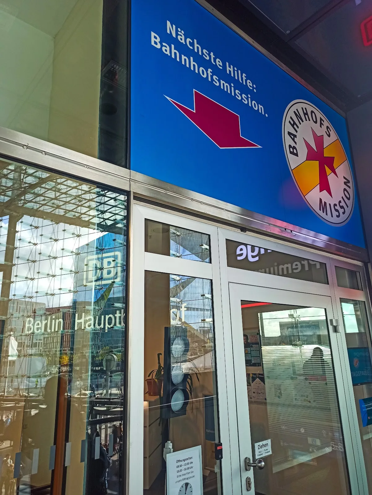Bahnhofsmission Berlin Hauptbahnhof