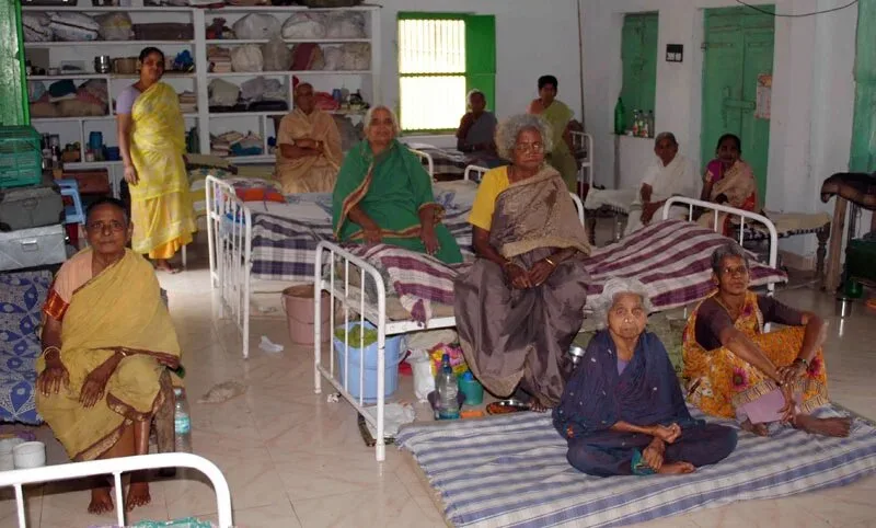 Old age homes in Ambattur | Retirement homes in Ambattur - Kudil old age home