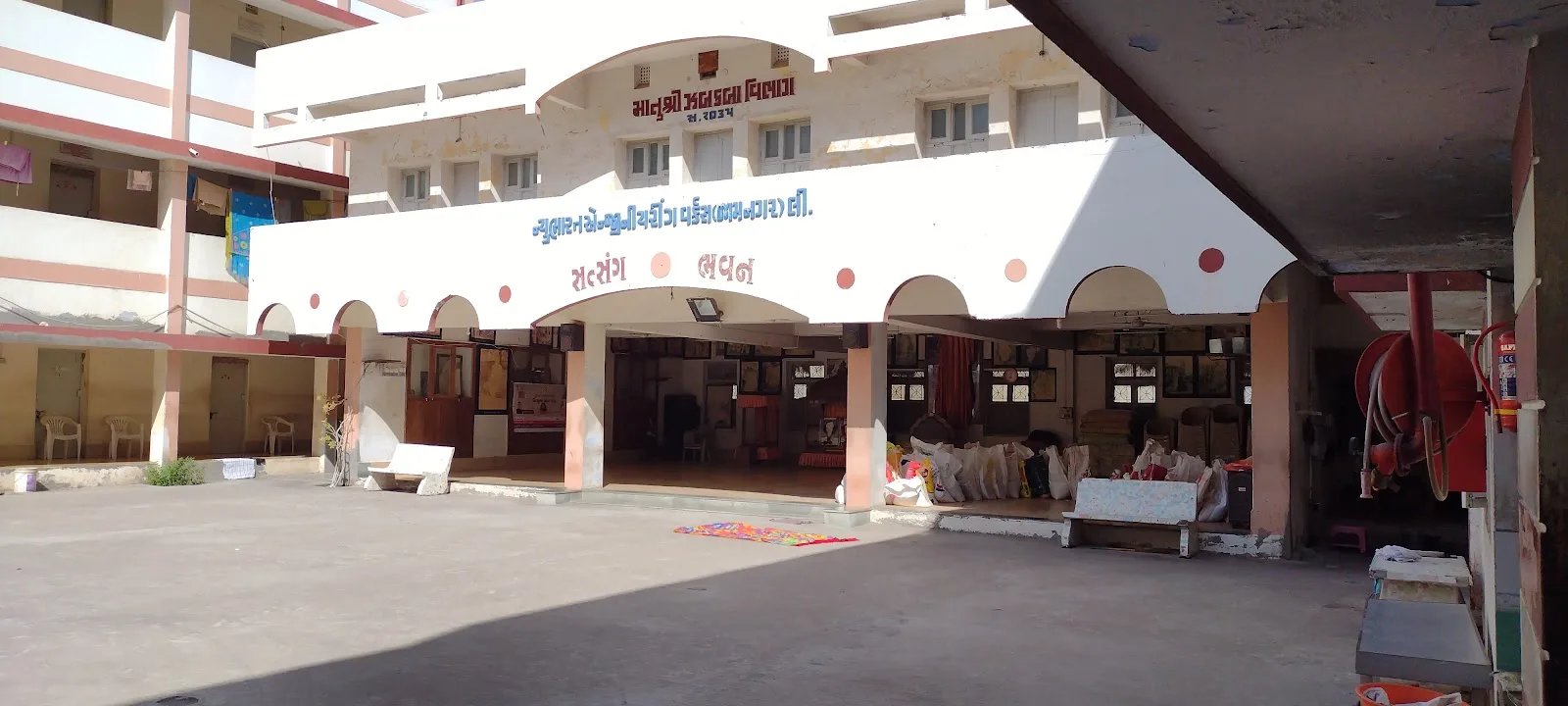 Anandabava Mahila Vrudhashram