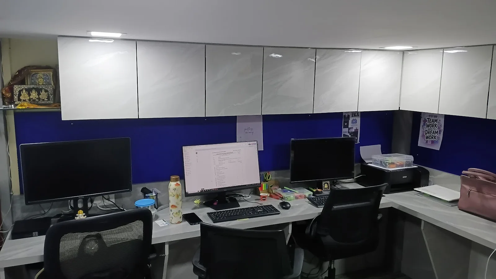 Manoj V Ayadi & Associates, Practising Company Secretaries