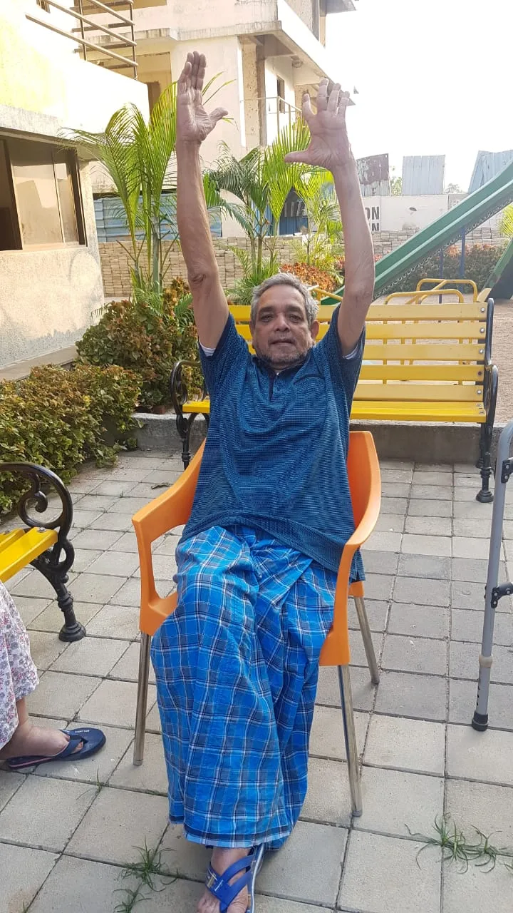 Divine Elder Care | Dementia & Alzherimer | Seinor Living Facility I Physical Disable Patients Care
