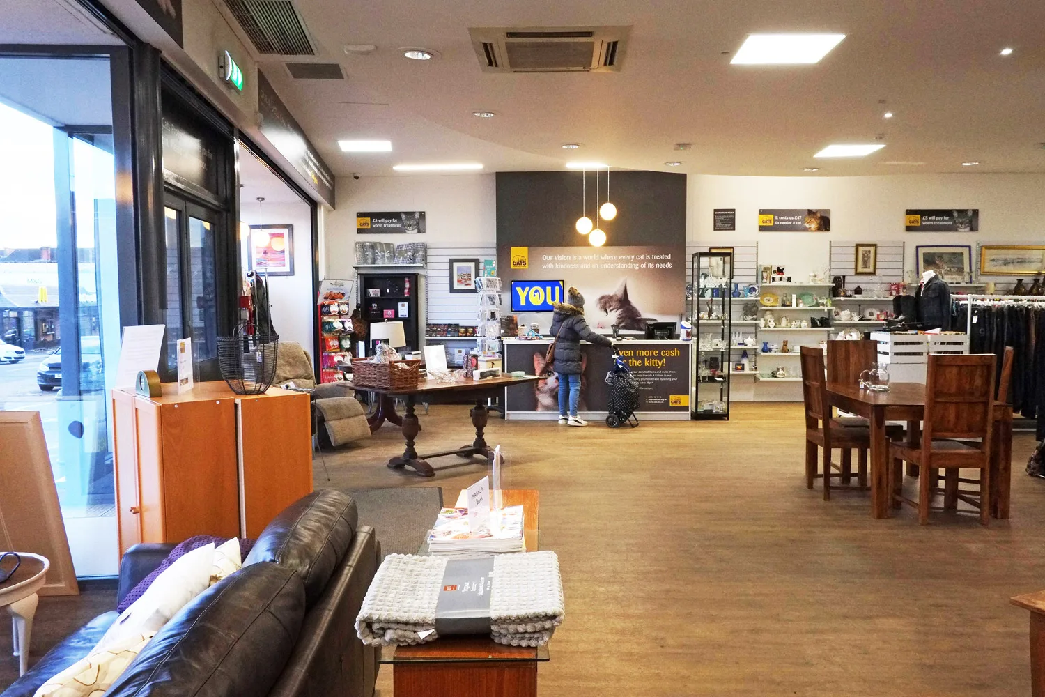 Cats Protection - Glasgow Crow Road charity shop