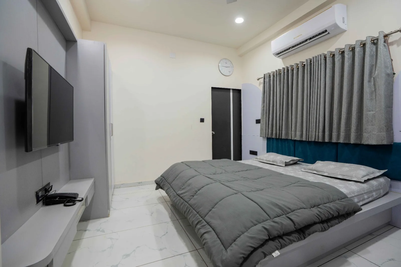 Ekta Care - Rehabilitation - Retirement homes - Old age home - Care home for Bedridden in Vadodara