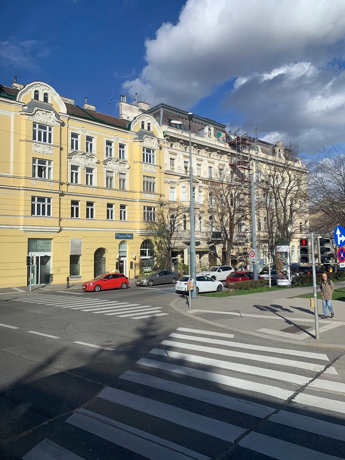Hilfswerk International