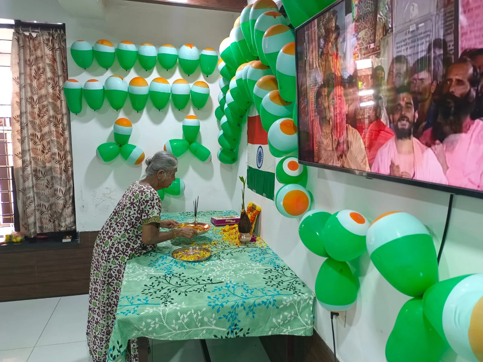 SENIOR CITIZEN CARING CENTRE : Aged Caring Center | Retirement Home | Old Age Home in Kandivali