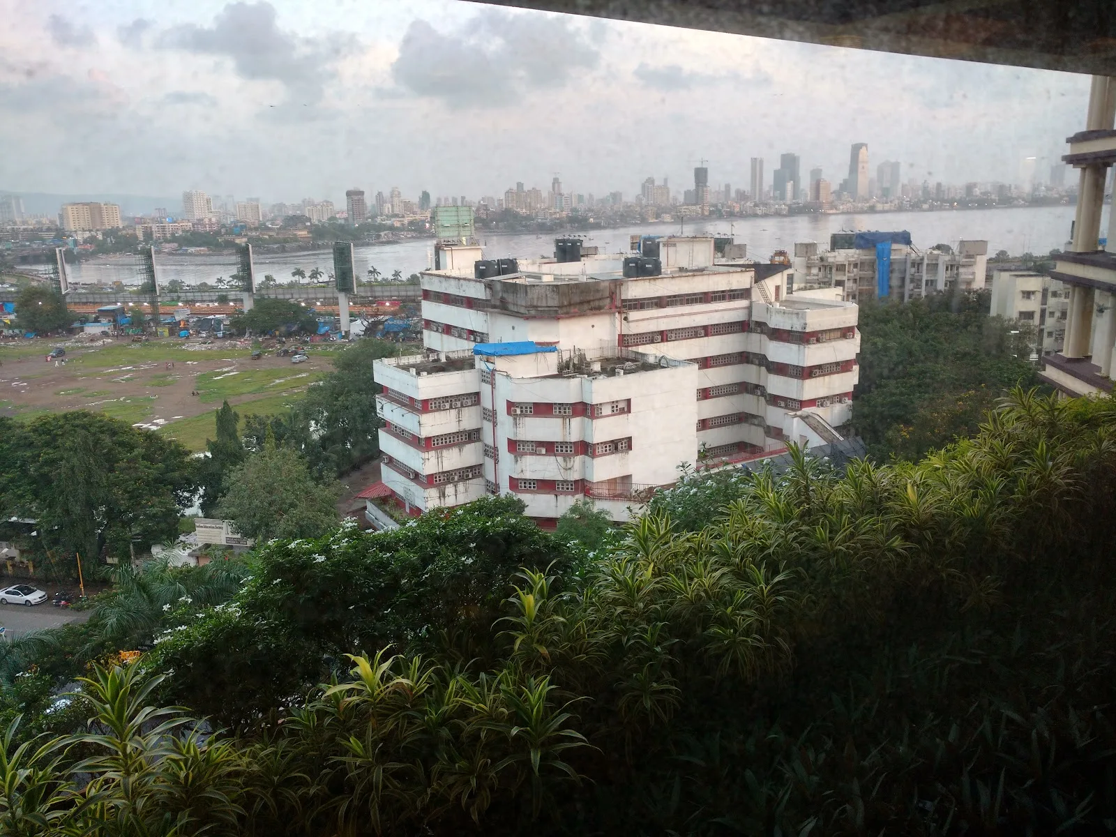 Lilavati Hospital And Research Centre