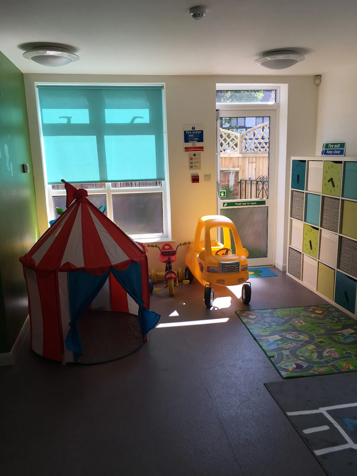 nia Huggett Women's Centre