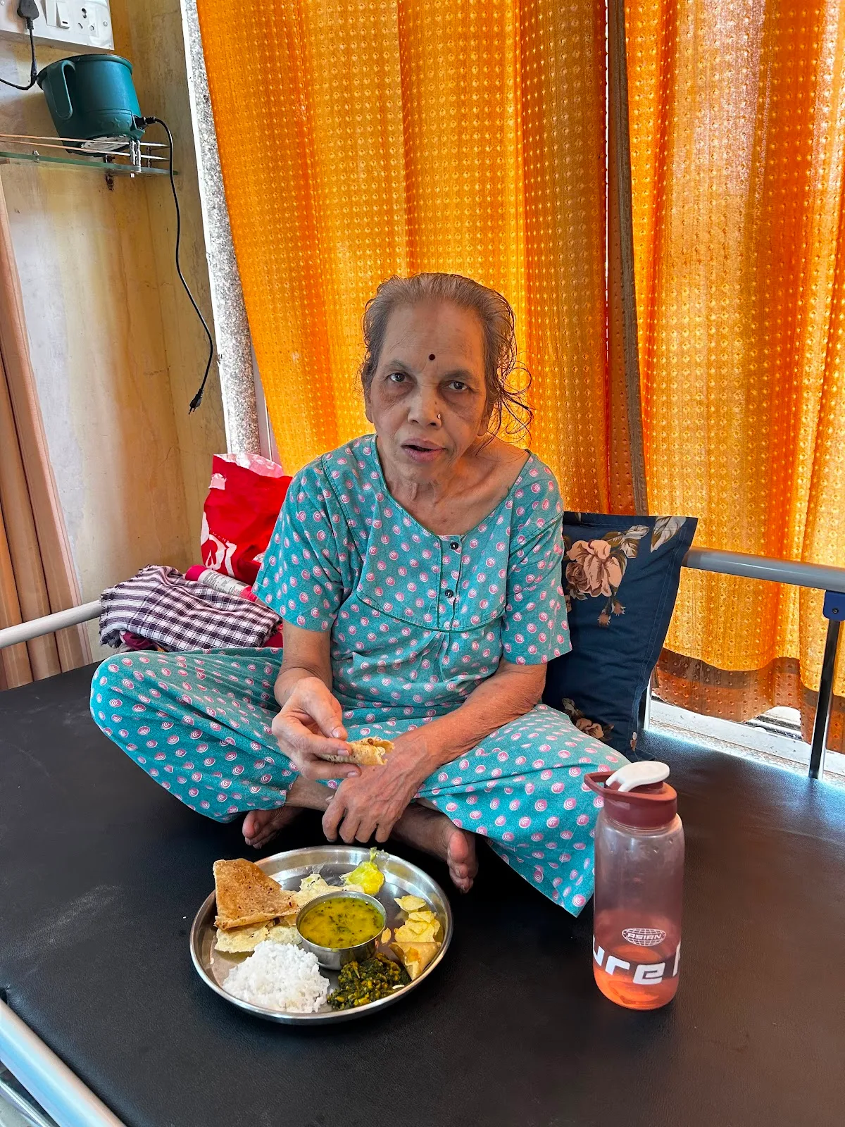 Old Age Home (V. V. CARING CENTRE)