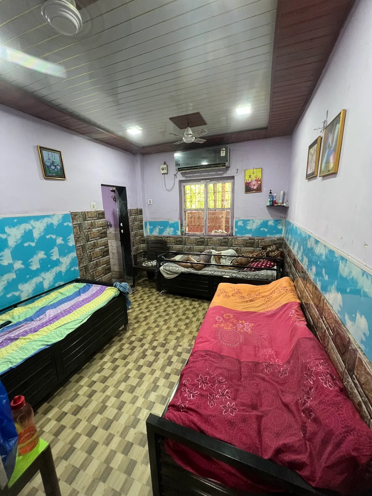 Old Age Home (V. V. CARING CENTRE)
