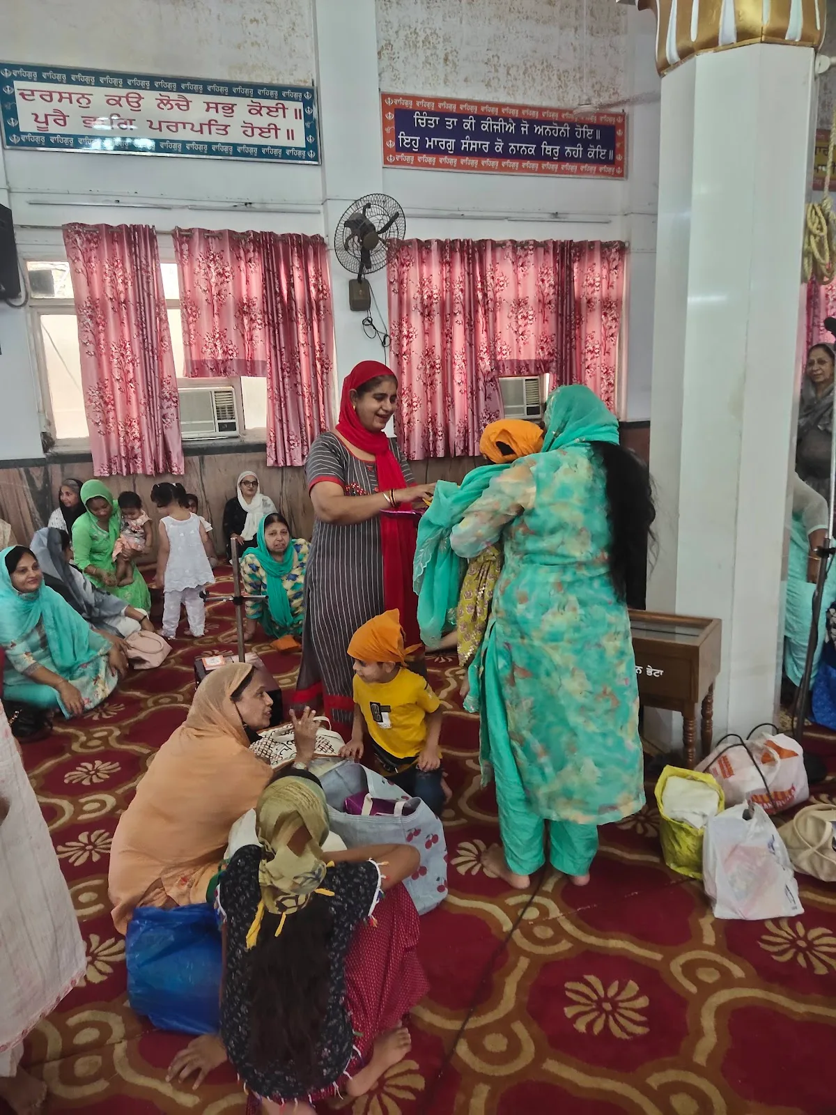 Gurdwara Sri Guru Singh Sabha Karol bagh